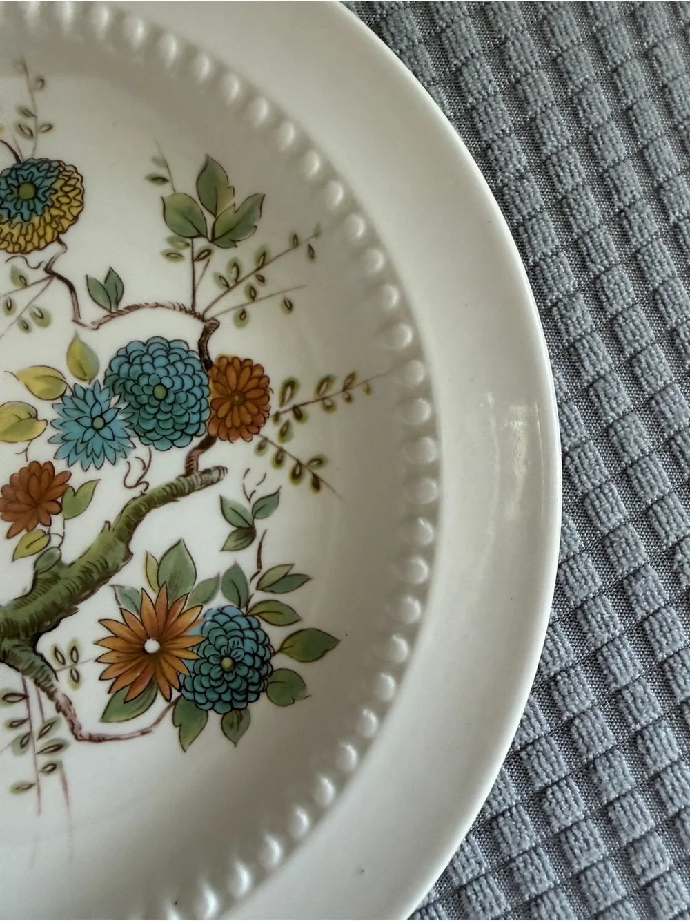 Decorative Floral Bird Ceramic Dinner Plate in Cream by Royal Cauldon Paradise